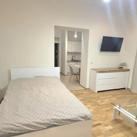 Topolowa Z Klimatem- Topolowa/rynek/pkp Appartamento *